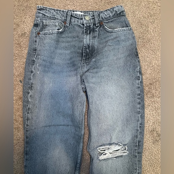 Zara Distressed Jeans Women’s Size 4 - Picture 2 of 5